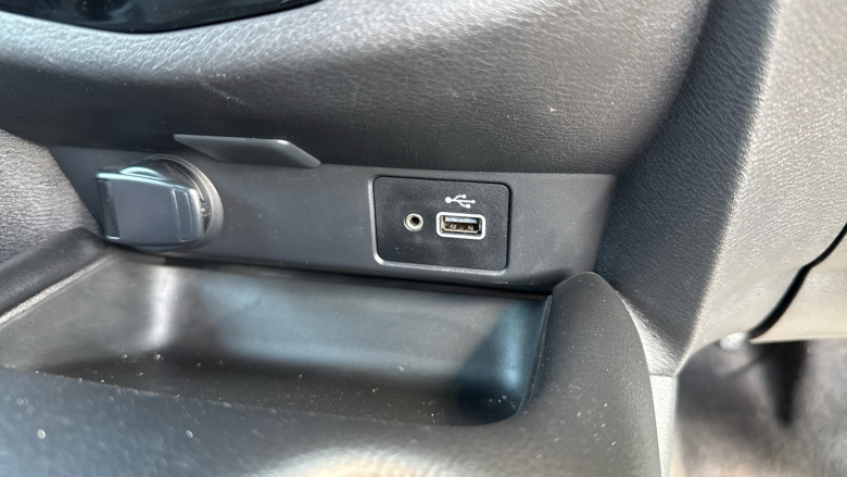 Nissan Juke 1.0 DiG-T 114 N-Connecta 5dr DCT Petrol Hatchback